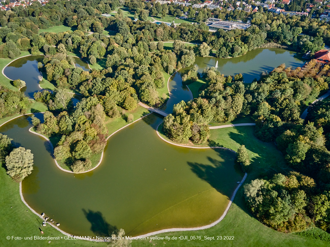 23.09.2022 - der Ostpark mir Biergarten und See in Neuperlach